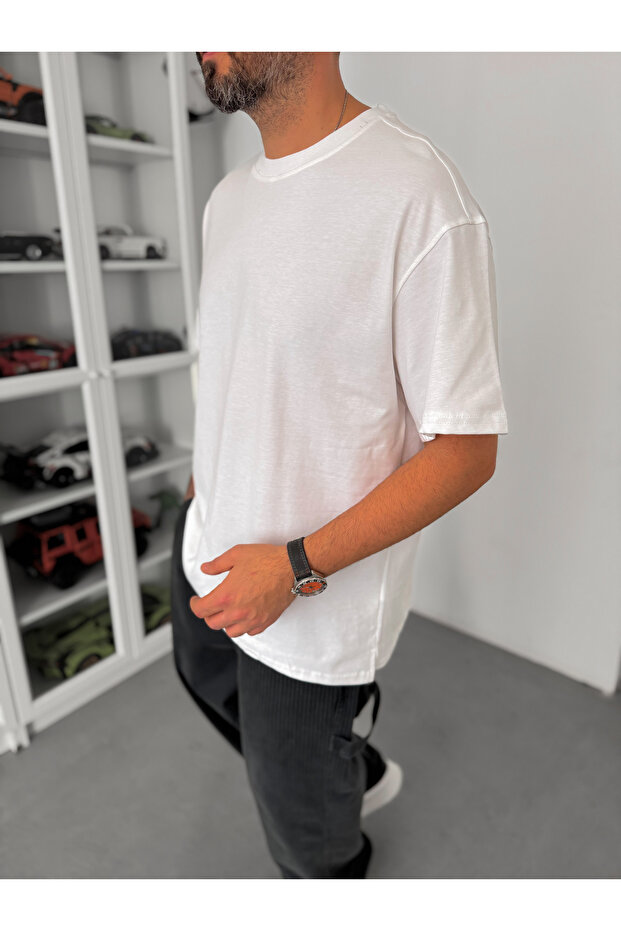 تي شيرت أبيض أساسي كبير الحجم بفتحة جانبية C-007 - 5