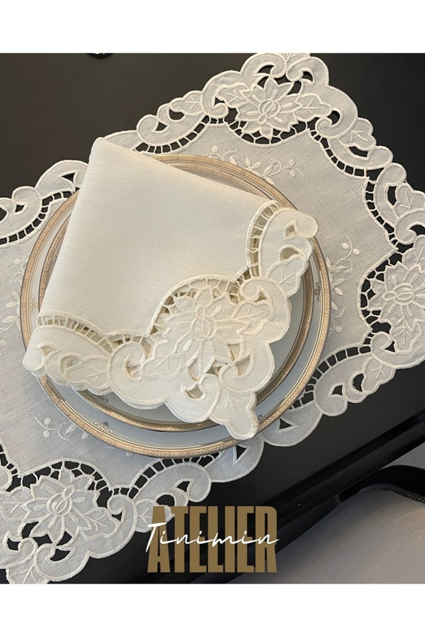 Flower Embroidery American Service Set of 8