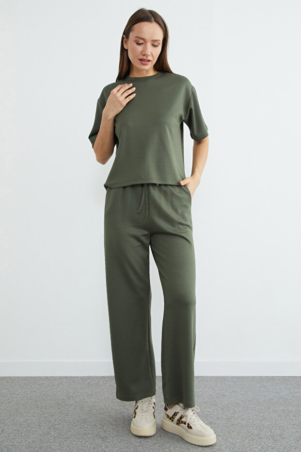 طقم مودال أساسي بأكمام قصيرة مكون من قطعتين - 5