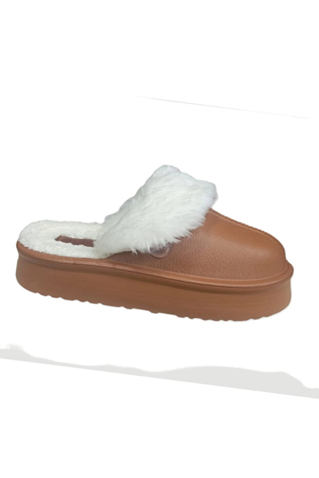 55332 Plush Leather and Fur Slippers