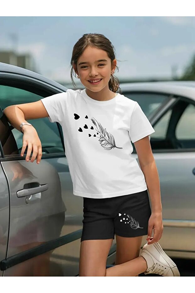 Children's T-Shirt and Pocket Shorts Set