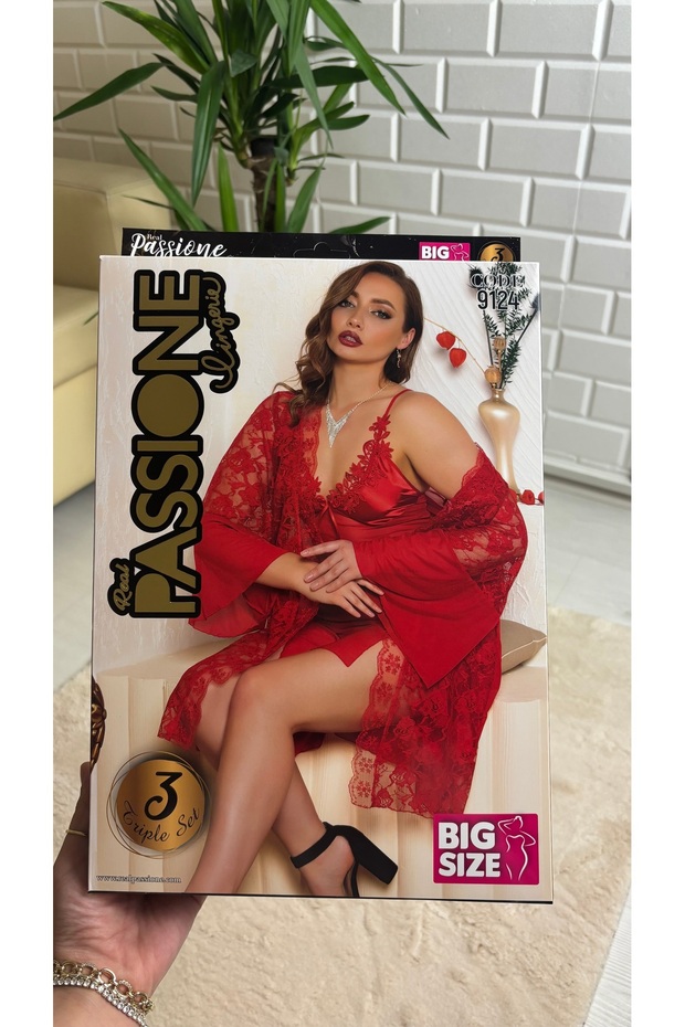 Women's Plus Size Nightwear Set