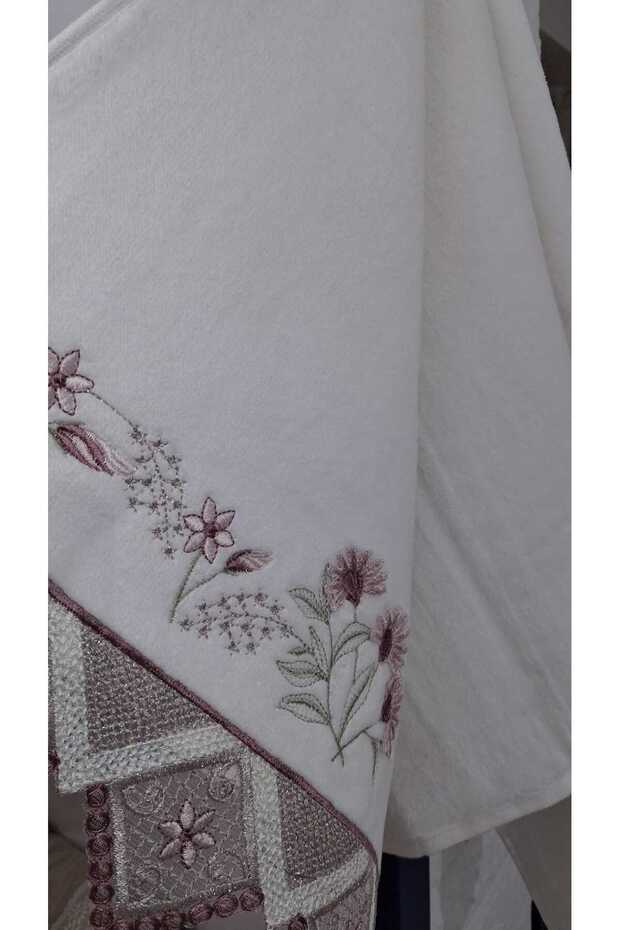 Threedt Velvet Embroidered Towel 50 X 90