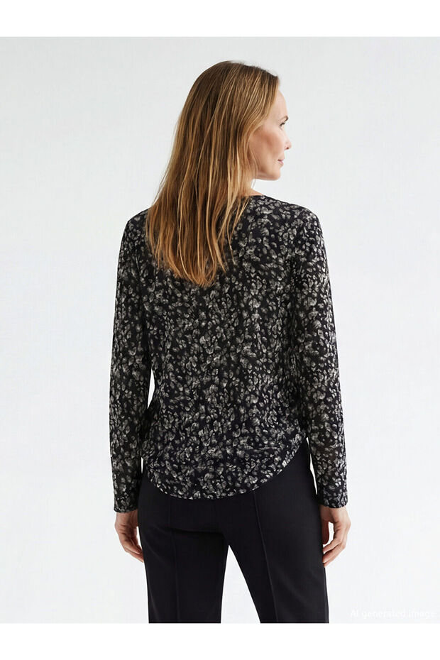 طاقم الرقبة منقوشة بلوزة - 4