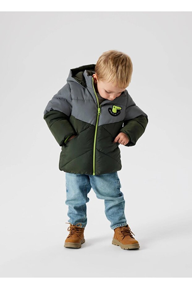 معطف أخضر - 1