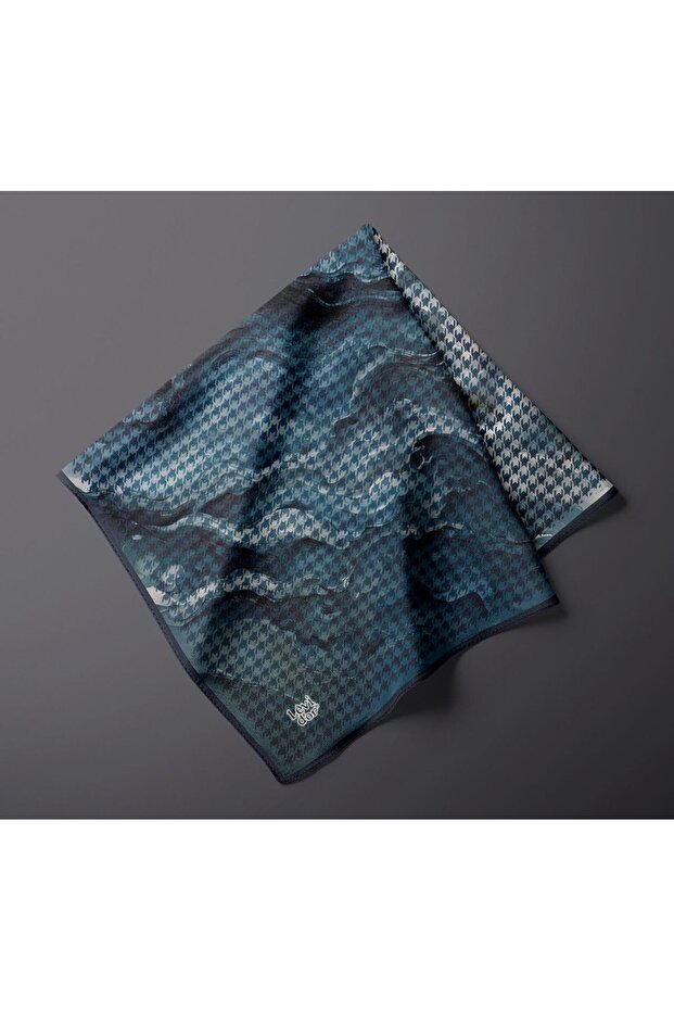 وشاح كريستالي لامع بنمط باتيك هاوندستوث - 2