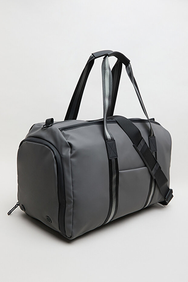 حقيبة سفر رجالية رمادية سادة - 3