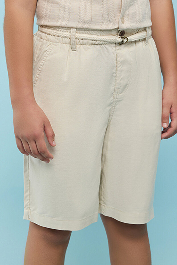 شورت بيج سادة للأولاد مع إغلاق بأزرار - 4