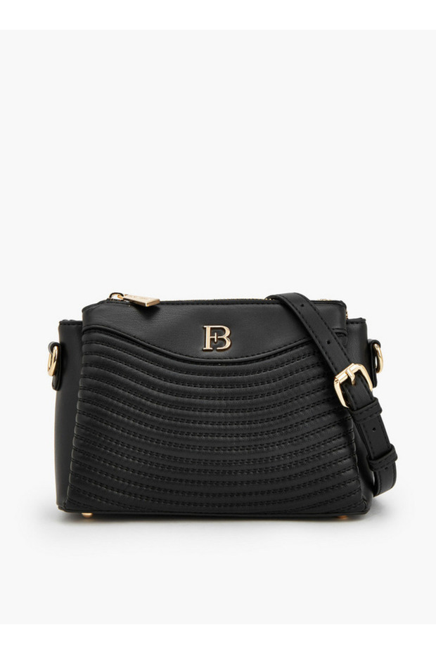 Quilted Crossbody Bag with Zip Closure