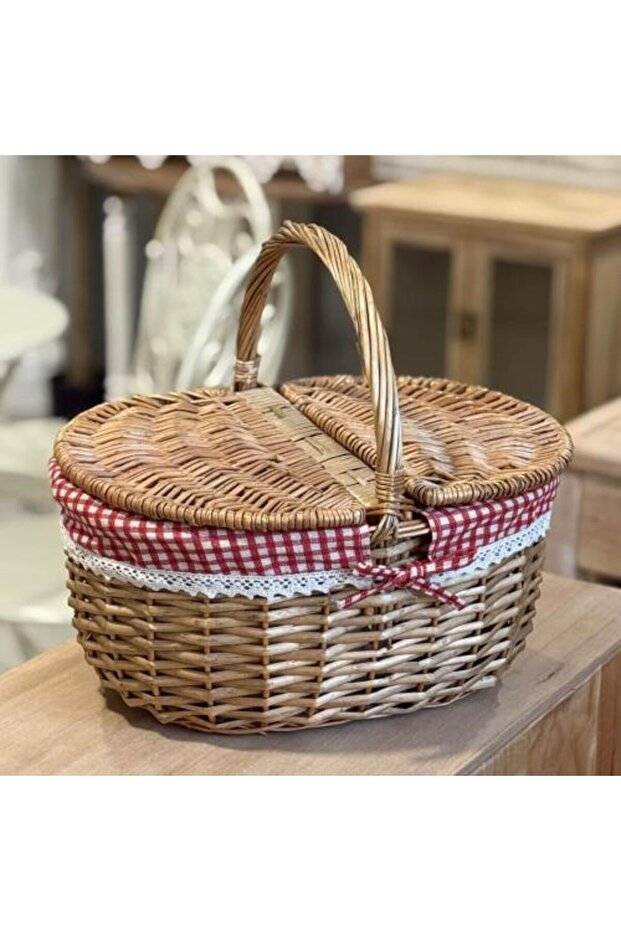 سلة رحلات خوص بغطاءWicker Picnic Basket with Lid