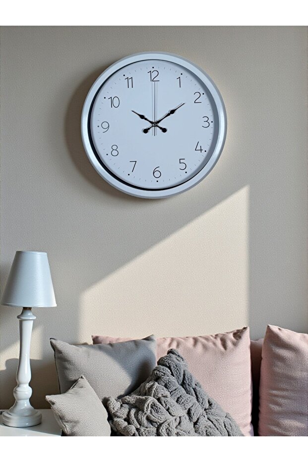 Simple Design White 40 cm Metal Standard Wall Clock
