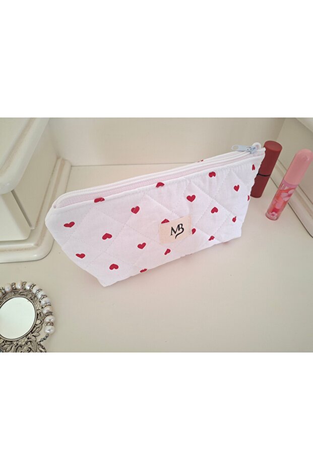 حقيبة أقلام صغيرة بنمط قلب أحمر - 4