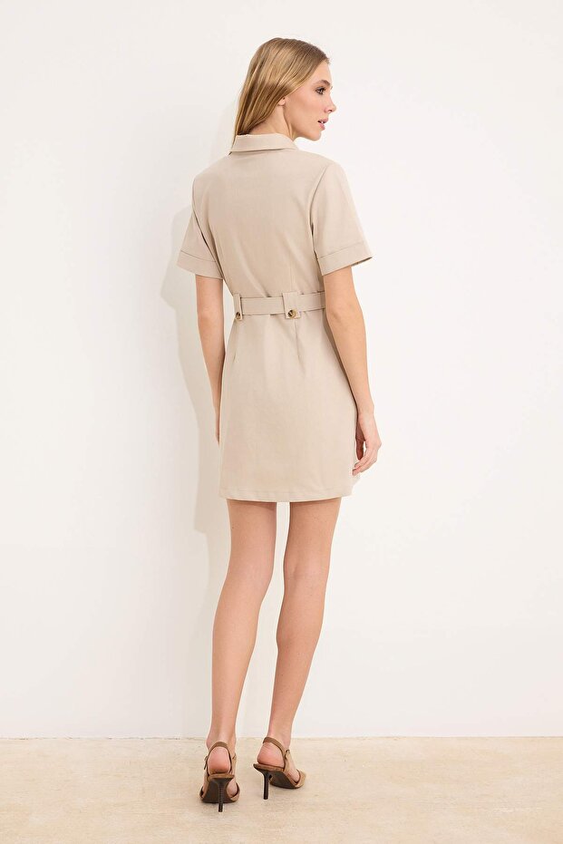 Bej Kemerli Mini Gabardin Dokuma Gömlek Elbise TWOSS26EL00117 - 4