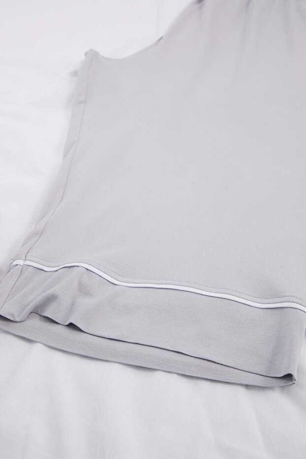Çok Renkli-Gri Çiçekli Yumuşak Tuşeli 2'li Kapri Boy Büyük Beden Pijama Altı TBBSS26IA00008 - 11