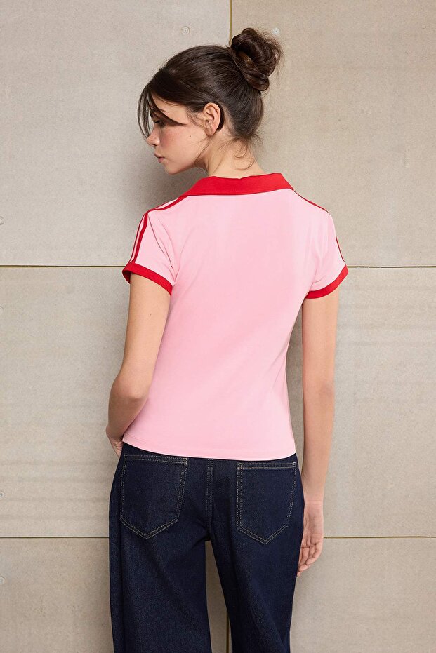 Teen Pembe Fitted/Vücuda Oturan Polo Yaka Kısa Kollu Pamuklu Esnek Örme T-shirt TWOSS26TS00022 - 4