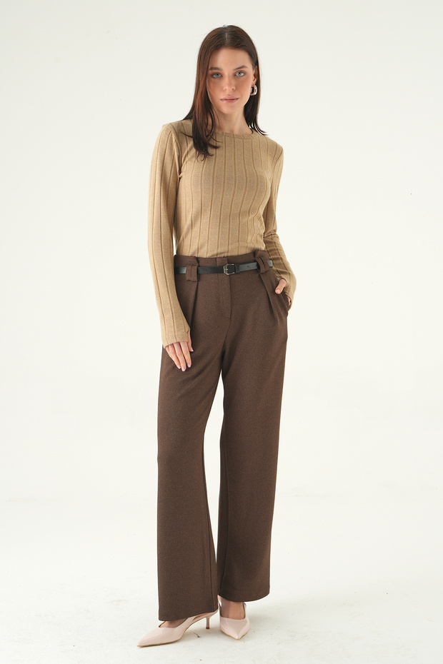 8268A بلوزة برقبة دائرية من فرو المنك - 3