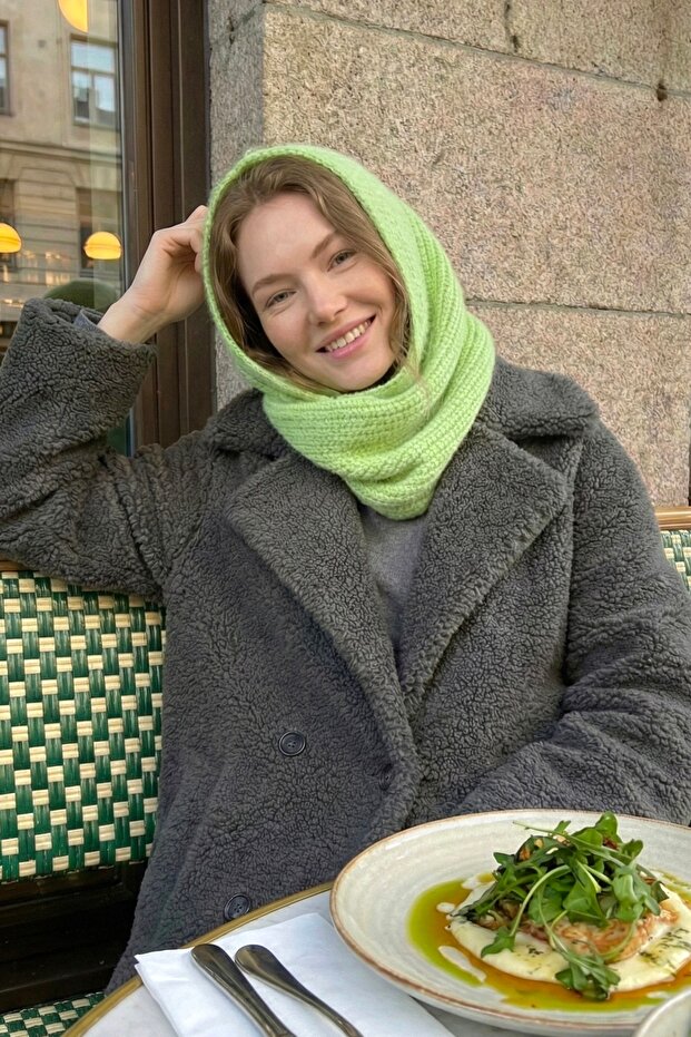Women's Knitwear Neck Collar – Soft Texture, Cold Resistant, Stylish Design