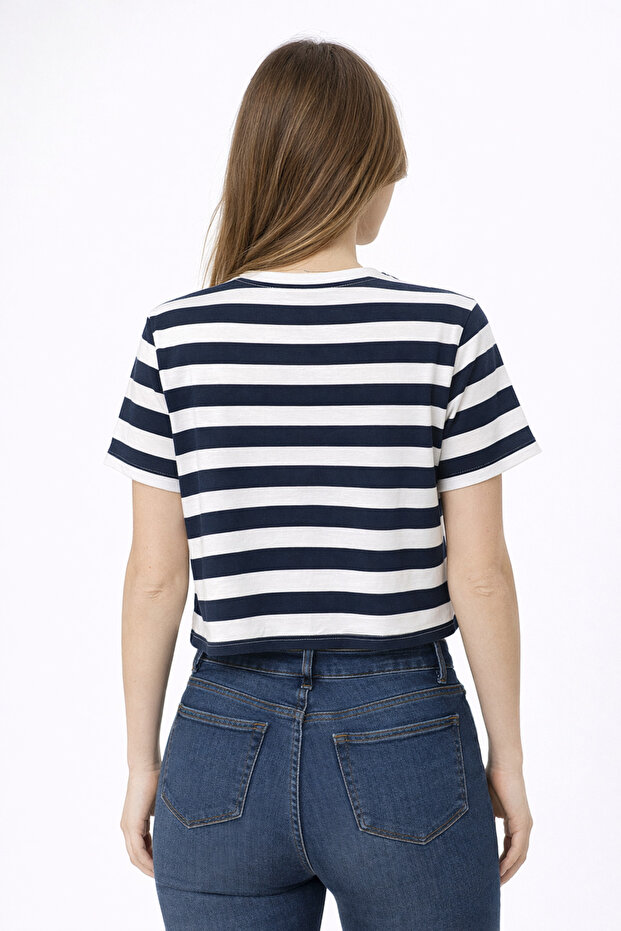 Tricou Cropped Oversize - 3