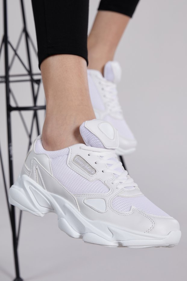 Unisex White Sports Shoes Zhr