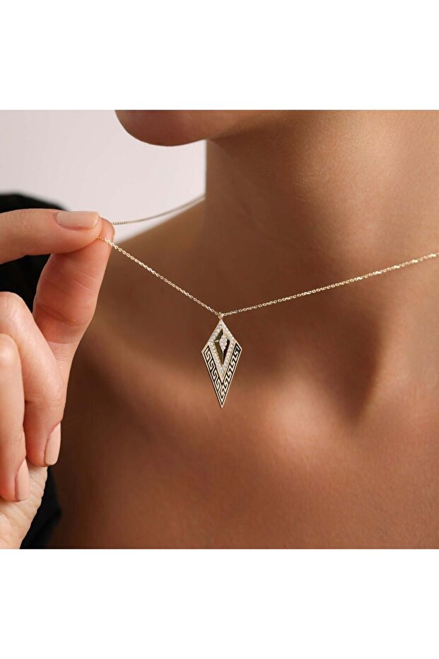 Triangle Grek Altın Kolye - 1