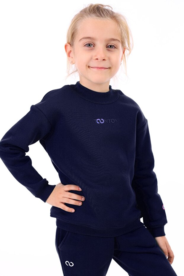 Girls' Relax Fit Crew Neck Lightweight Drop Shoulder Embroidery Printed Sweatshirt - 3 Thread Riser