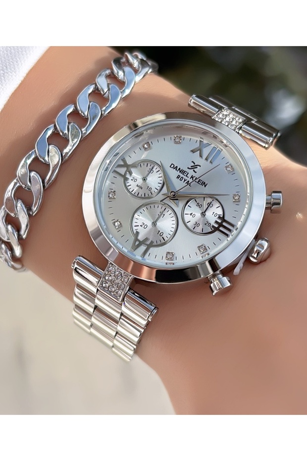 Brand Waterproof Ladies Wristwatch with Bracelet Gift