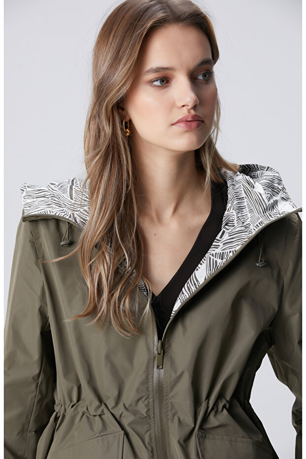 Haki Kapüşonlu Mont - 2