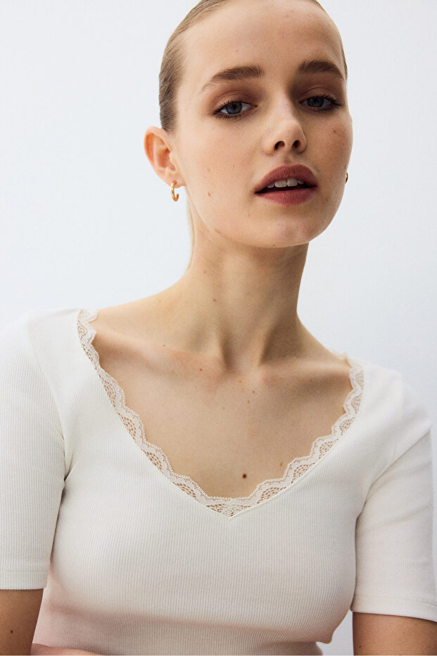 Lastik Örgülü Üst - 2