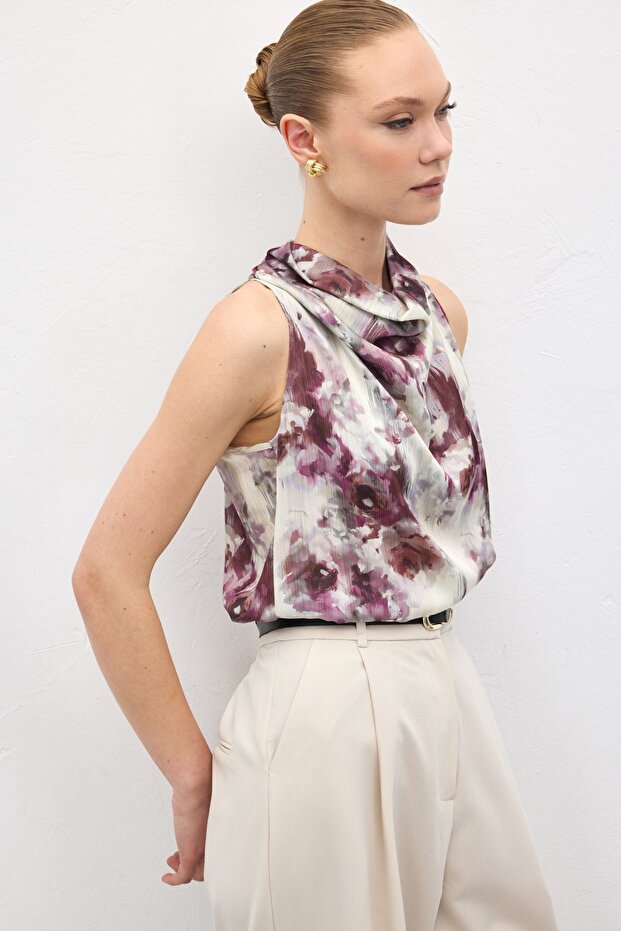 بلوزة منقوشة بياقة هالتر - لون برقوق - 6