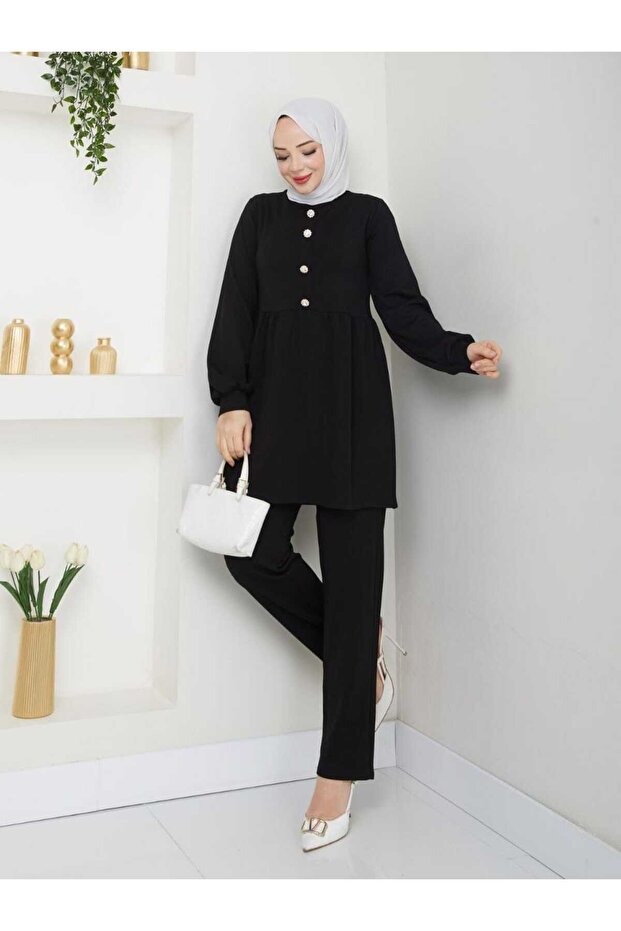 Button detailed double set