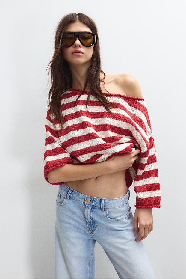 Geniş yaka triko kazak - 2