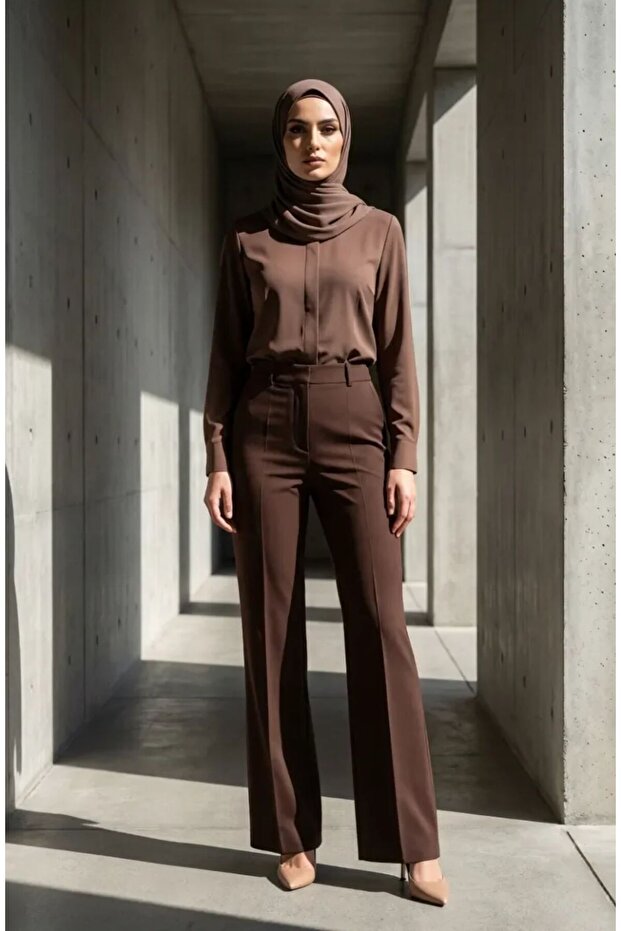 Spanish Cuff Trousers with Elastic Waist