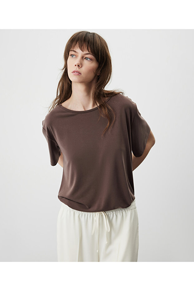 Rahat kesim basic tişört - 2