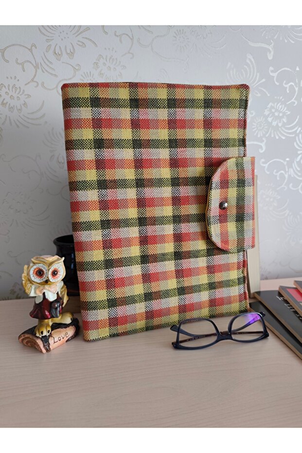 Plaid Patterned Book Cover Organizer | Snap Closure Fabric Book Protector