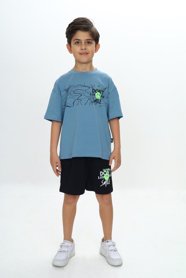 Boys' 2-Piece Set: Printed Crew Neck T-Shirt & Elastic Waist Pocket Shorts