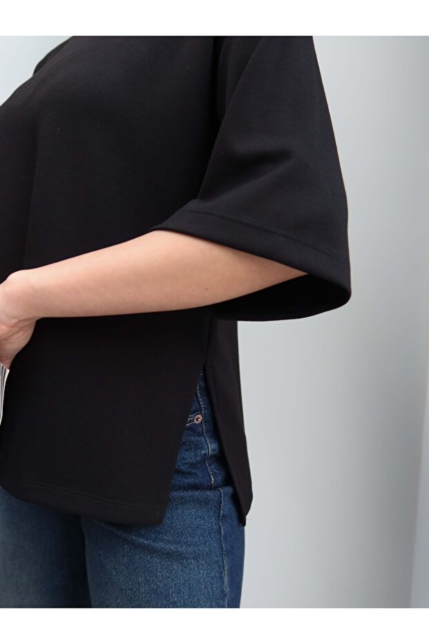 Yan Yırtmaçlı Tshirt - 3