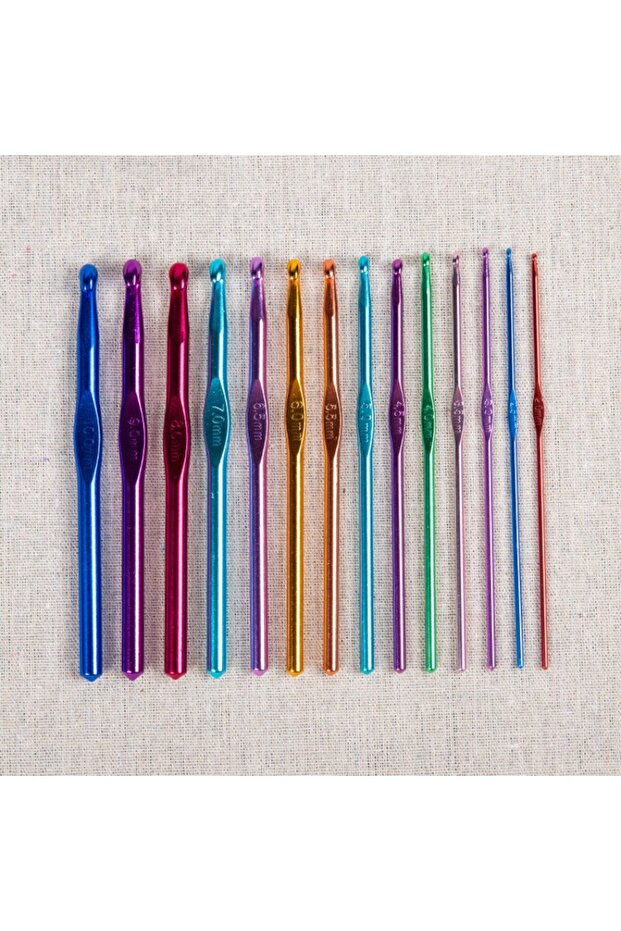 8pcs Mixed colors 8pcs Metal Handle Crochet Hook Colorful Aluminum Knitting Needles Single Head Croc
