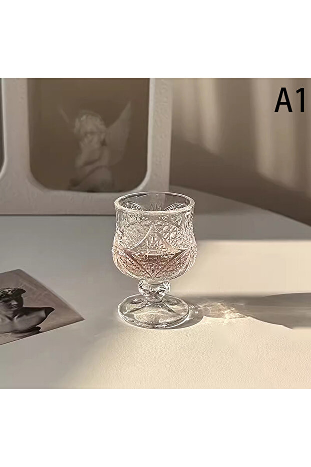 A1 Korean Style Engraved Embossed Small Goblet Glass Cup For Soju Sake Liquor Short Stemmed Glass