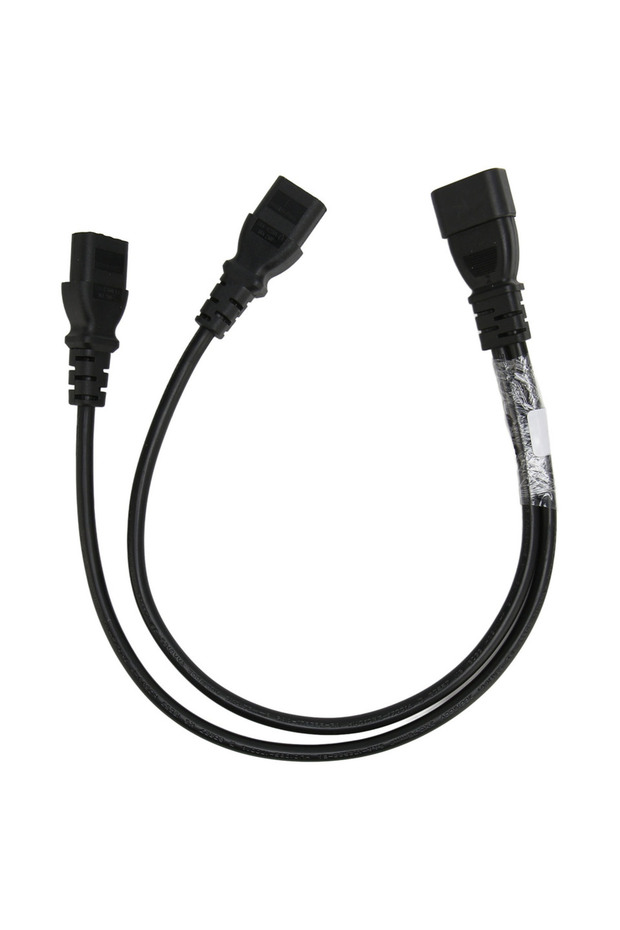 كابل محول قصير أسود اللون، مفرد C14 إلى ثنائي 5 15R C13، لتوصيل خادم UPS بوحدة تحكم الكمبيوتر وشاشته.