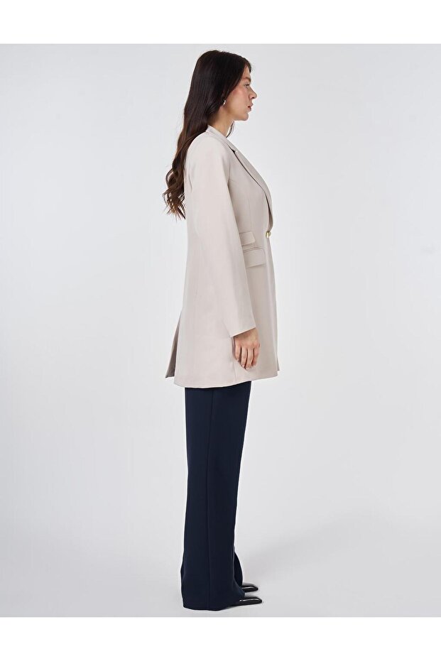 سترة بليزر بزر واحد باللون الرمادي الفاتح - 5