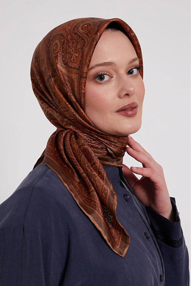 وشاح كريستالي بنمط عرقي - 1