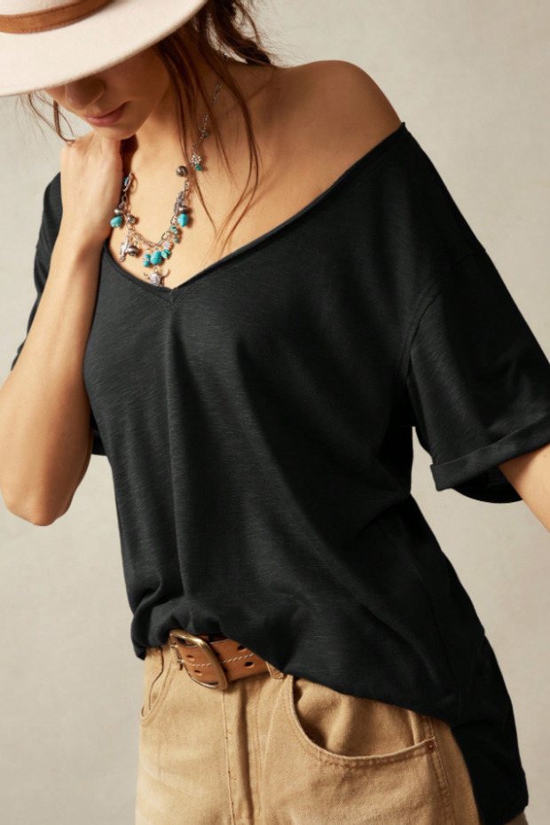 Kadın Siyah Oversize-Salaş V Yaka Basic Tişört - 3