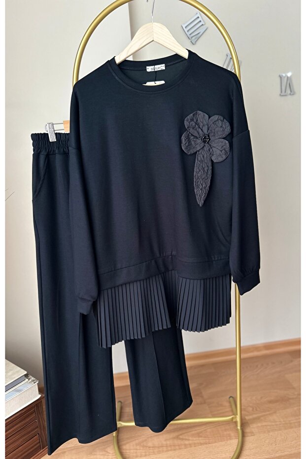 Siyah piliseli takım - 2