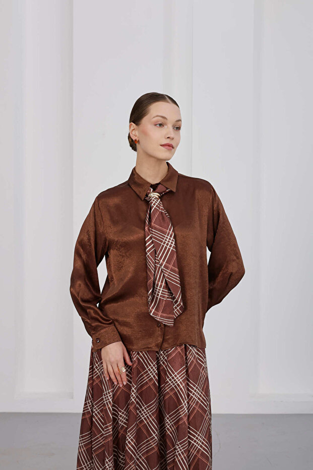 Patterned Satin Skirt Suit
