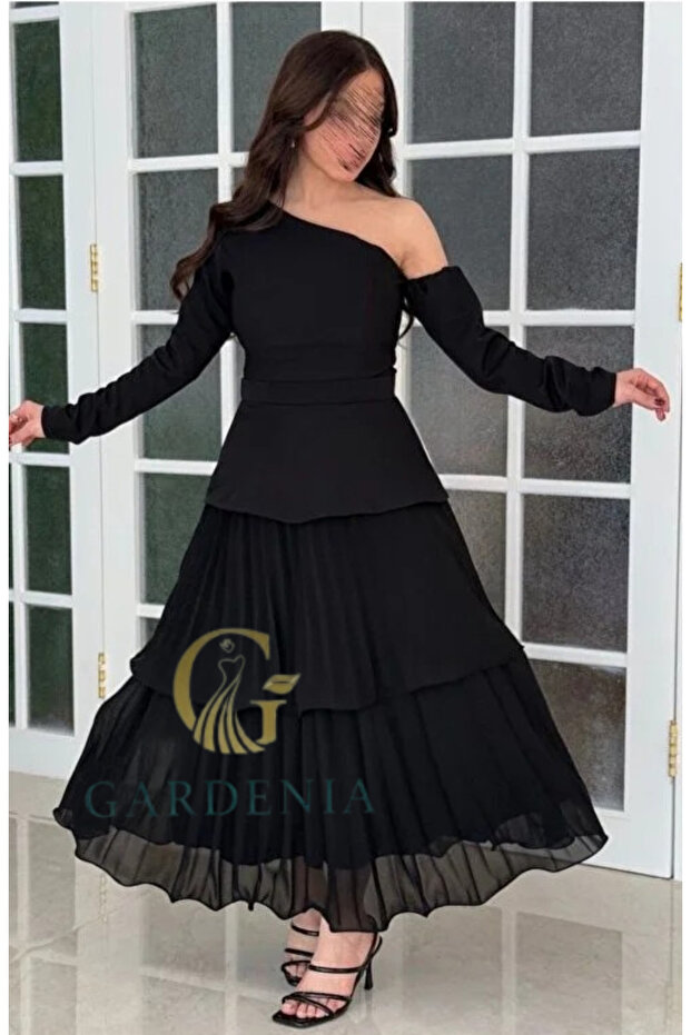 Ruby Dress 365