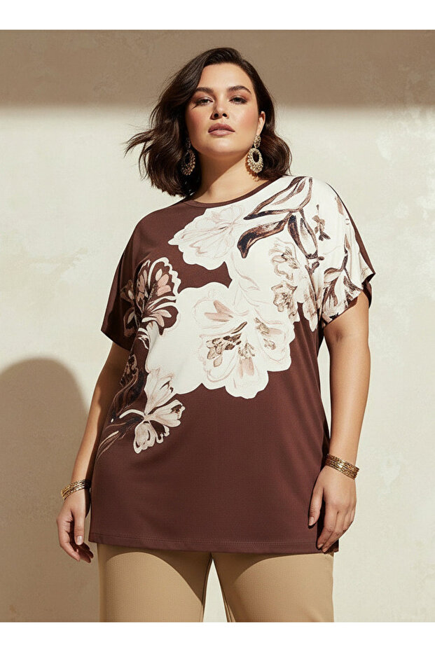 Relaxed Fit T-shirt with Bead Embellished Detail