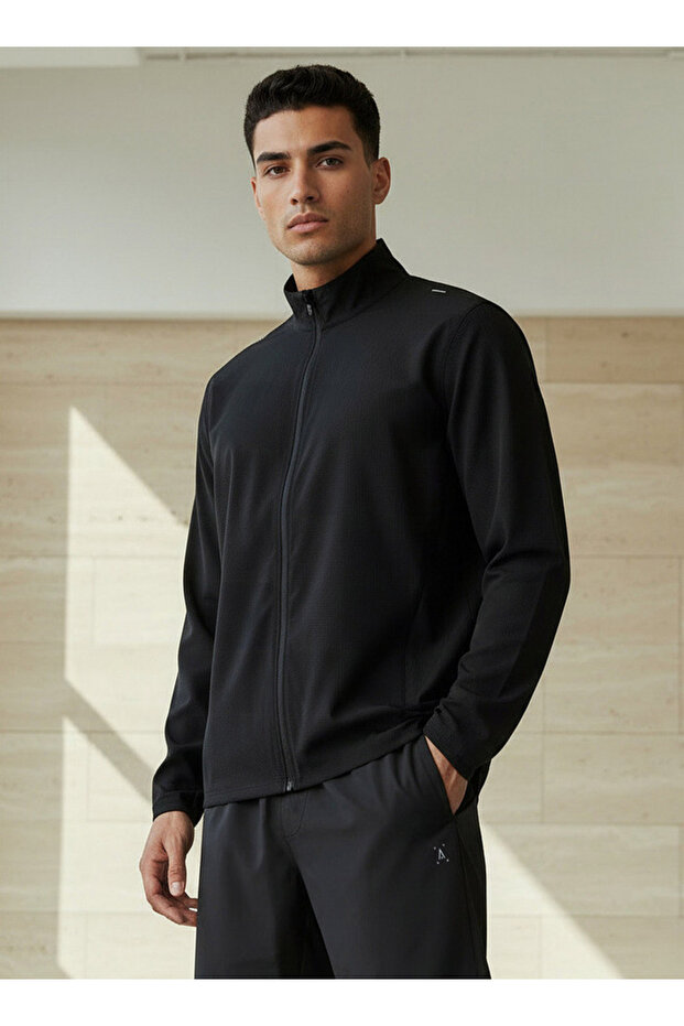 جاكيت تدريب رجالي خفيف الوزن - 1