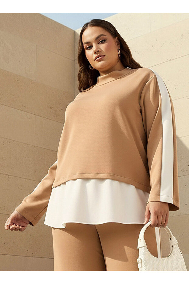 Sweatshirt with Colourblock Design