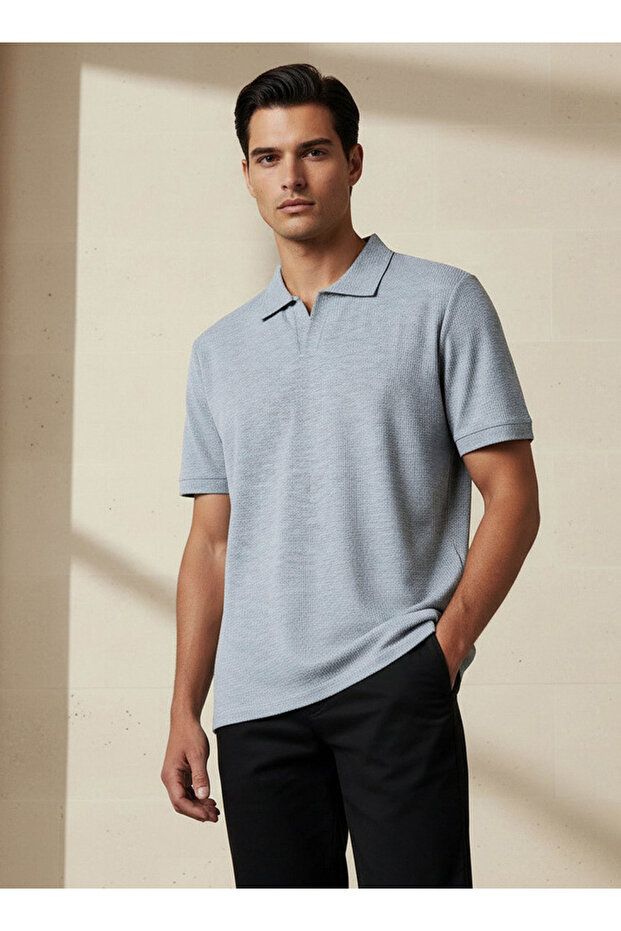 Men Short Sleeves Textured Polo T-shirt