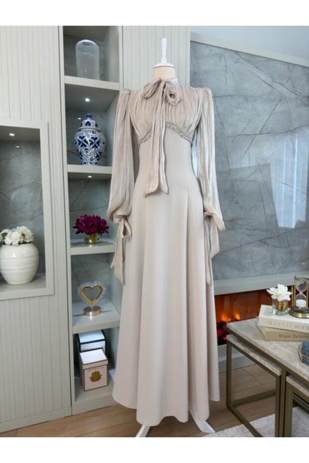 Amanda Abiye Bej - 4